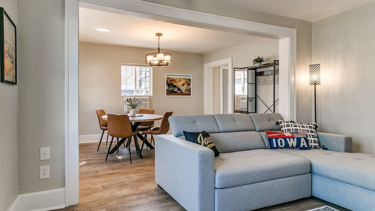 Photo of Livingroom in Des Moines