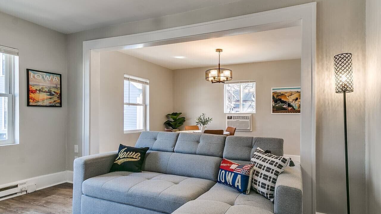 Photo of Livingroom in Des Moines
