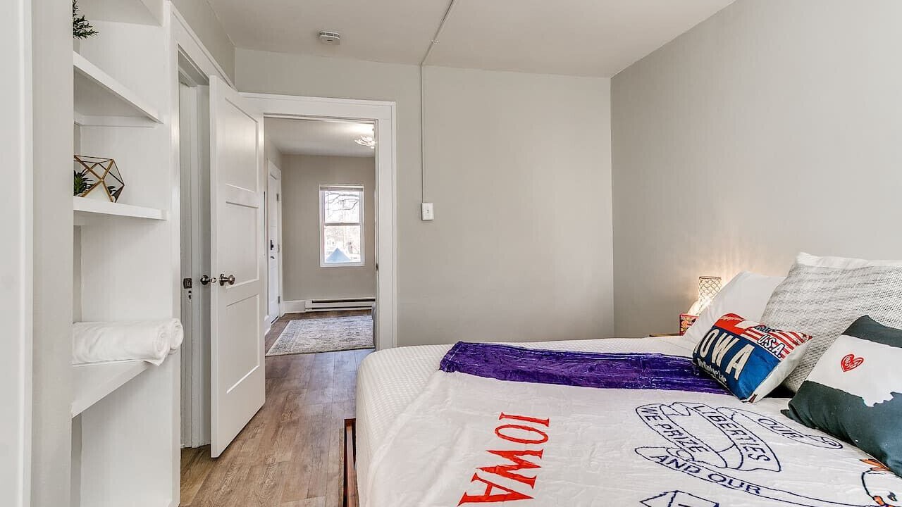 Photo of Bedroom in Des Moines