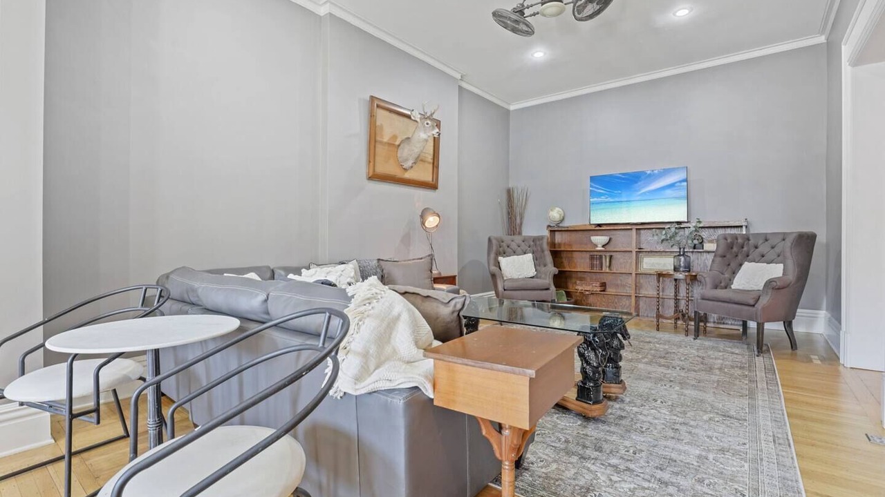 Photo of Livingroom in Olde Towne East