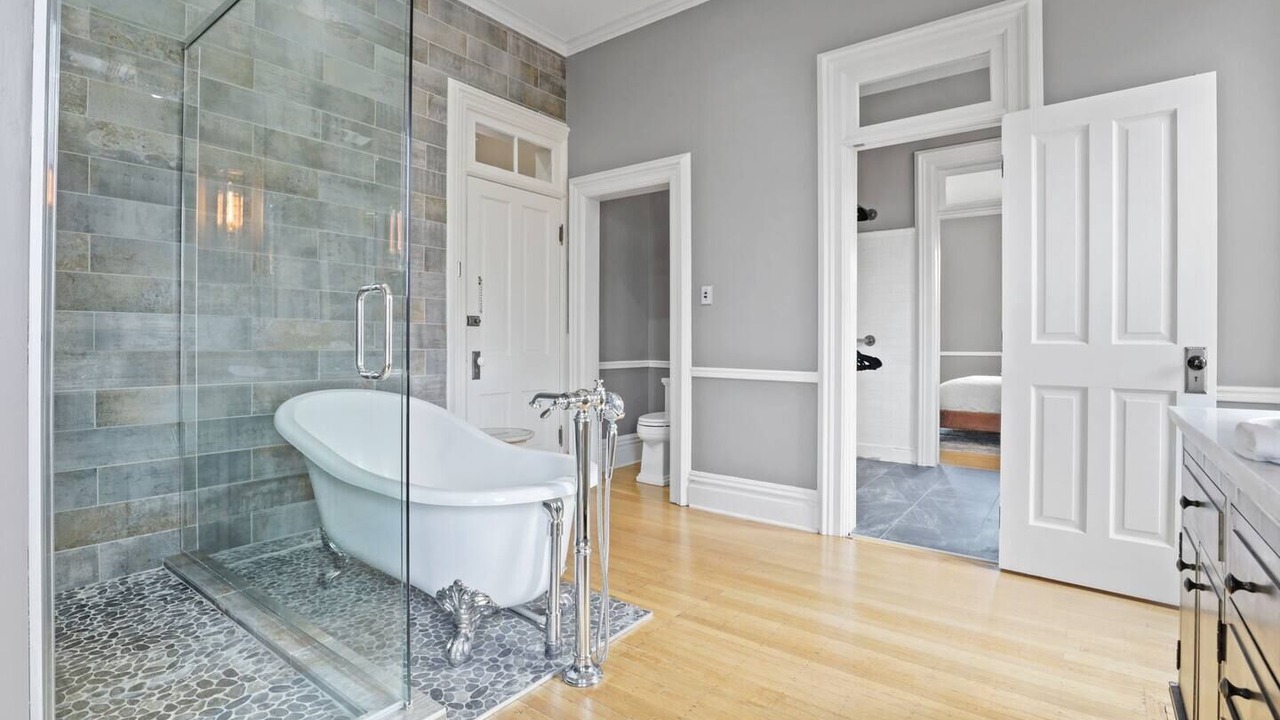Photo of Bathroom in Olde Towne East