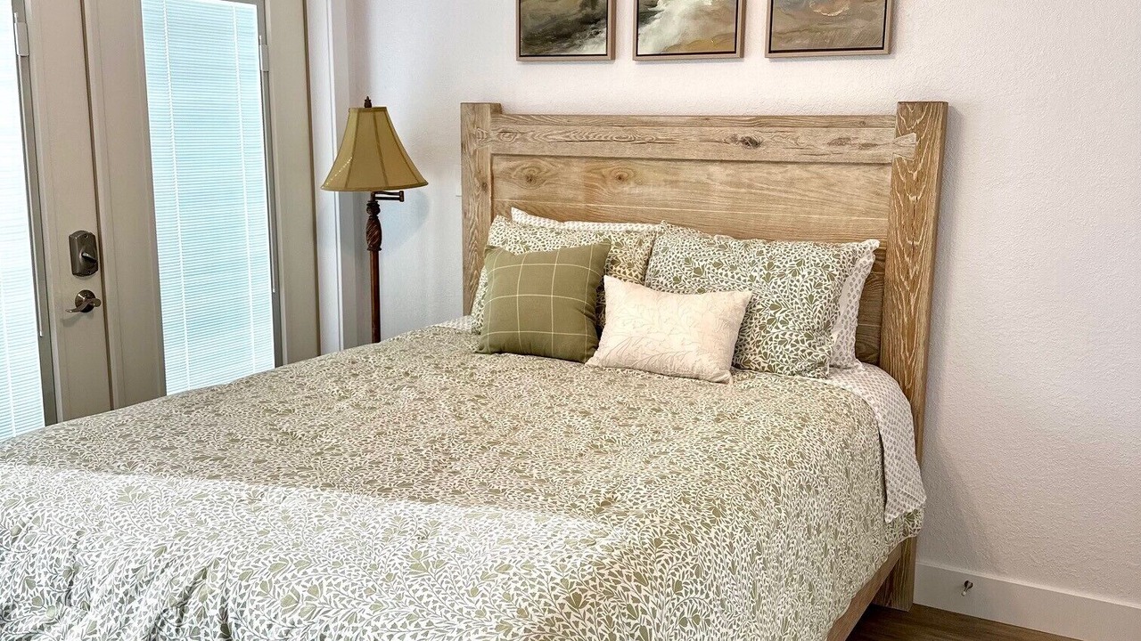 Photo of Bedroom in Centerville