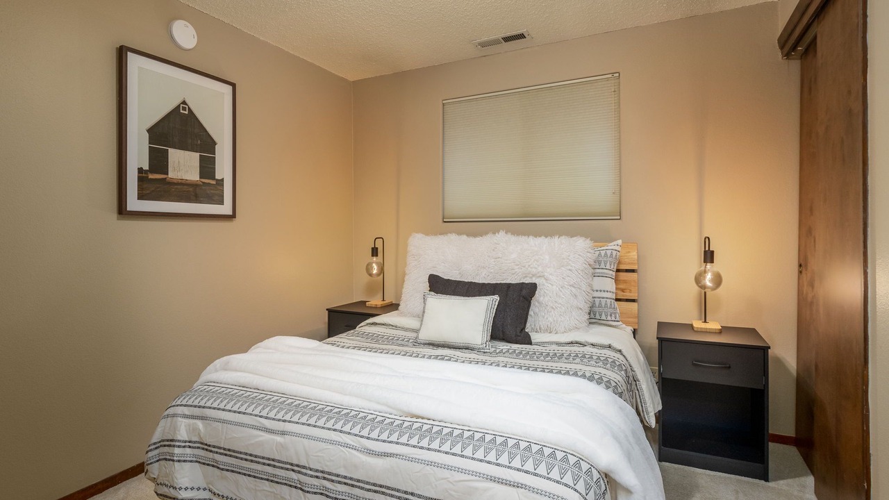 Photo of Bedroom in Oak Grove