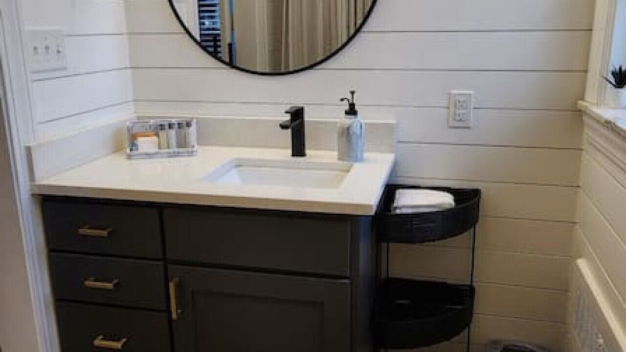 Photo of Bathroom in Driver