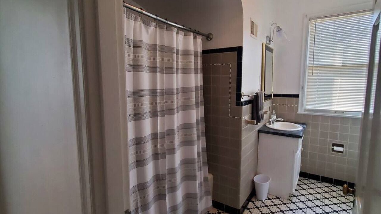 Photo of Bathroom in Driver
