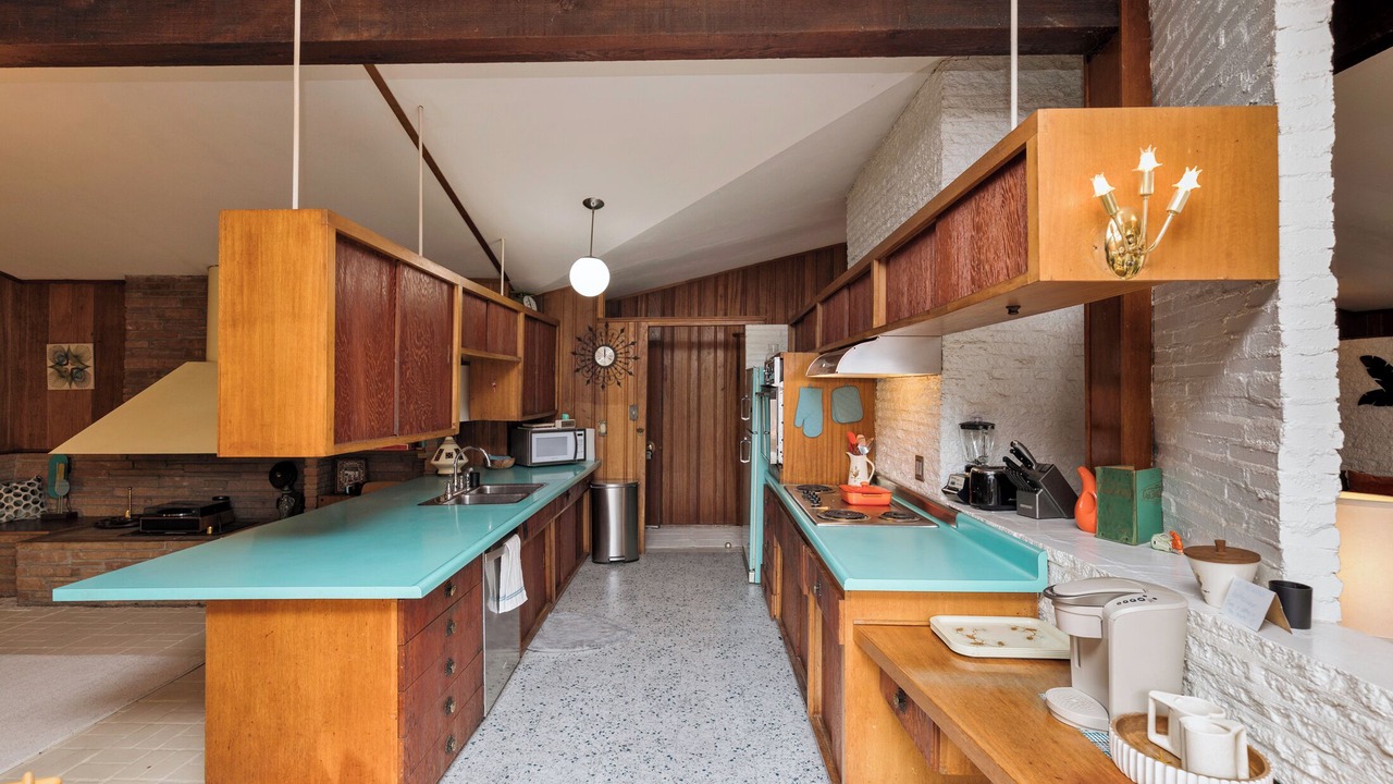 Photo of Kitchen in Greater South Side