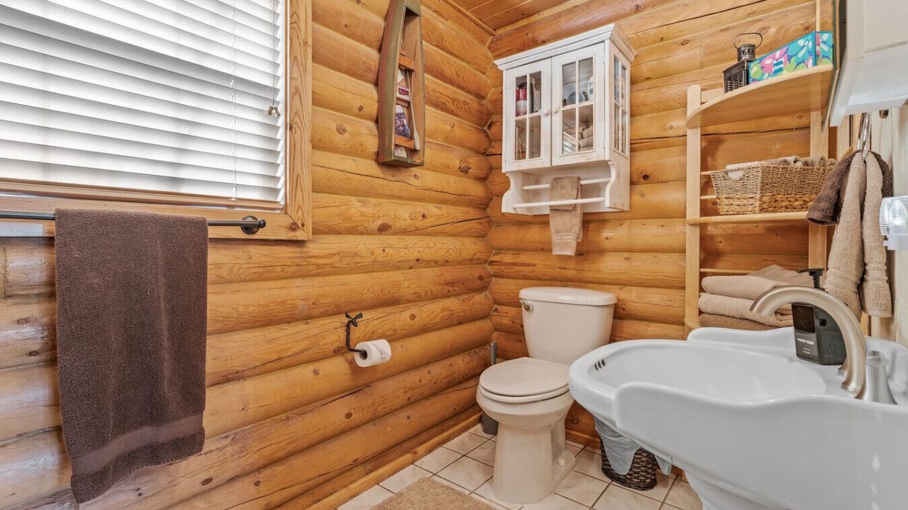 Photo of Bathroom in Last Chance