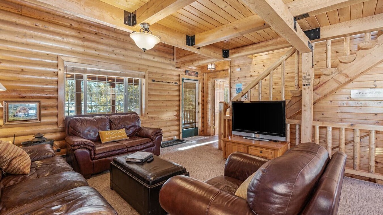 Photo of Livingroom in Last Chance
