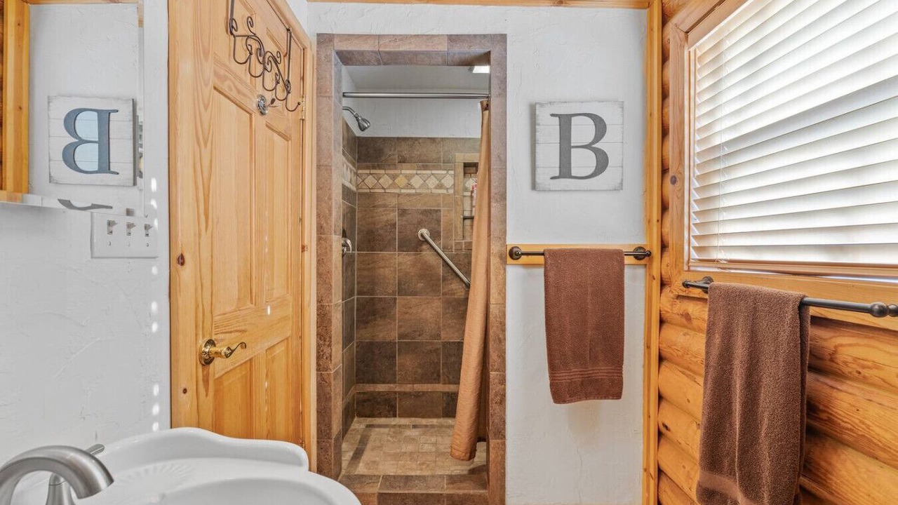 Photo of Bathroom in Last Chance