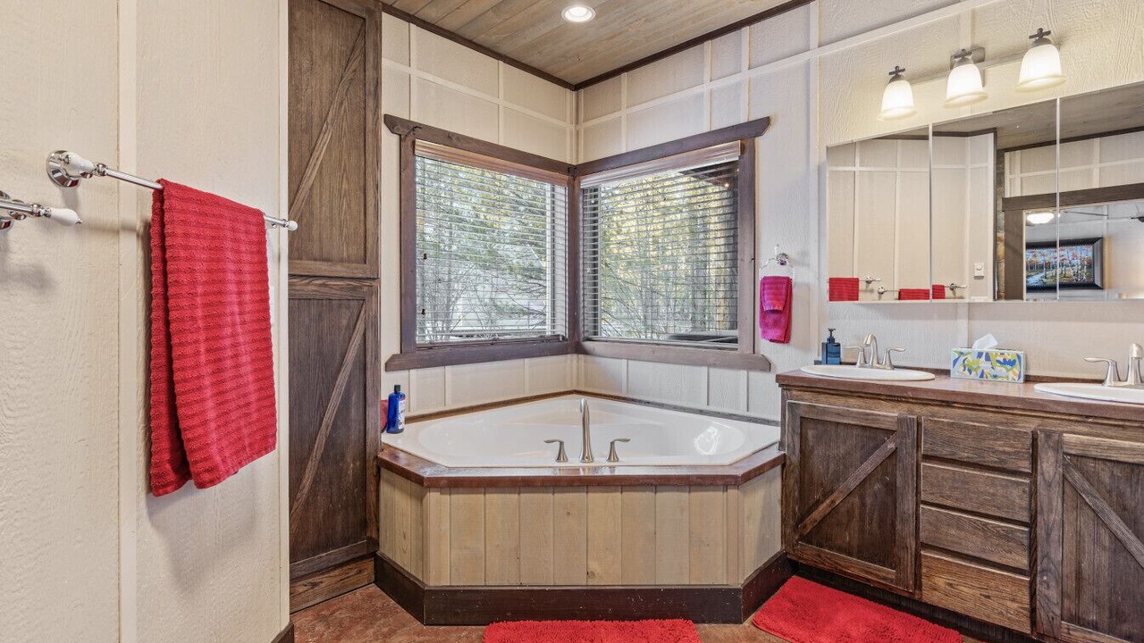 Photo of Bathroom in Last Chance