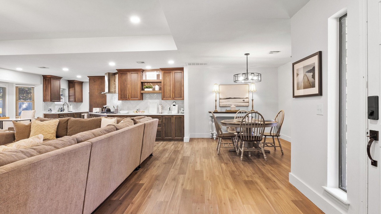 Photo of Livingroom in South Tulsa