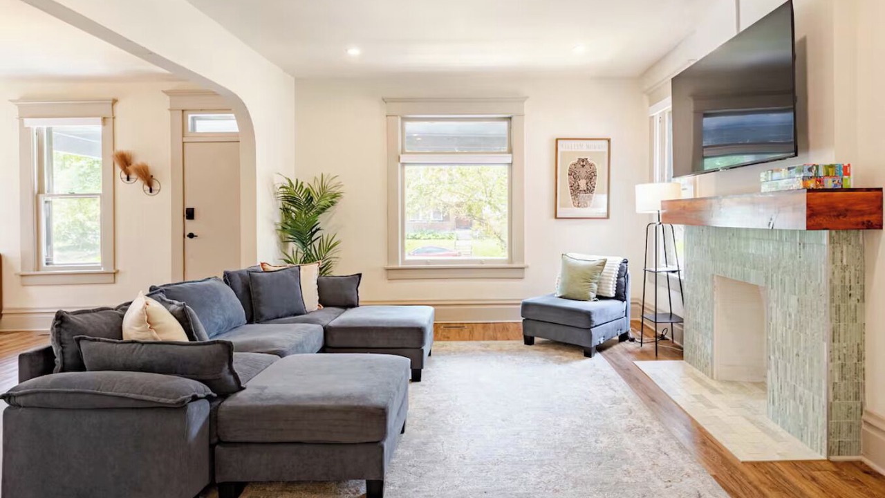 Photo of Livingroom in Franklin Park