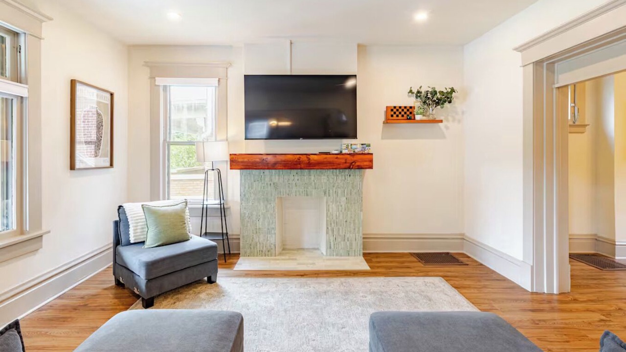 Photo of Livingroom in Franklin Park