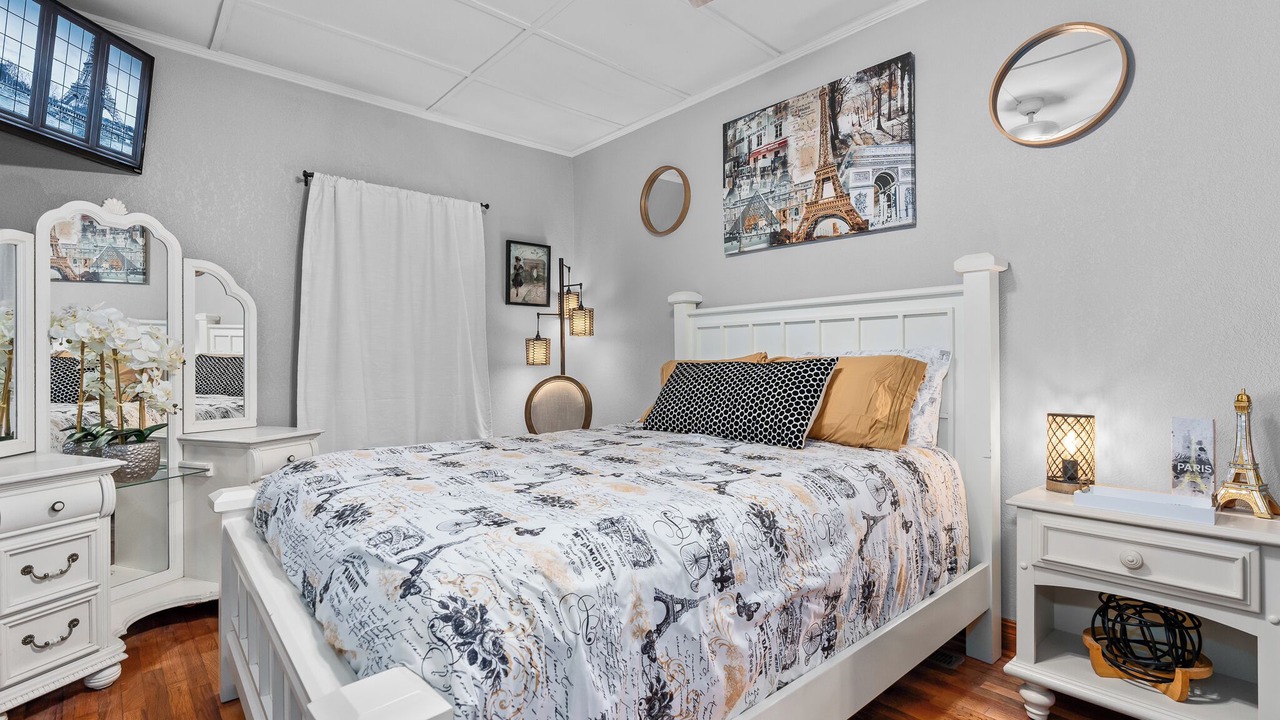 Photo of Bedroom in Paris