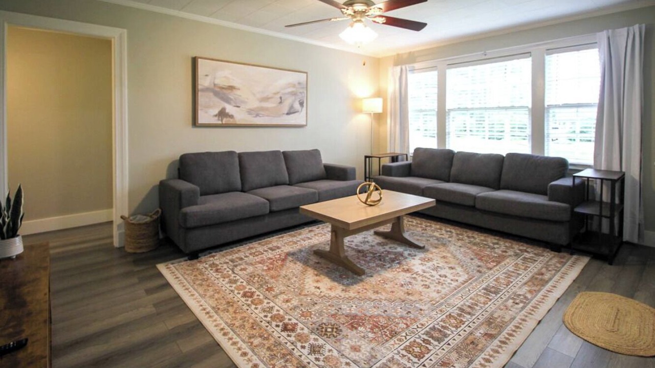 Photo of Livingroom in Hattiesburg