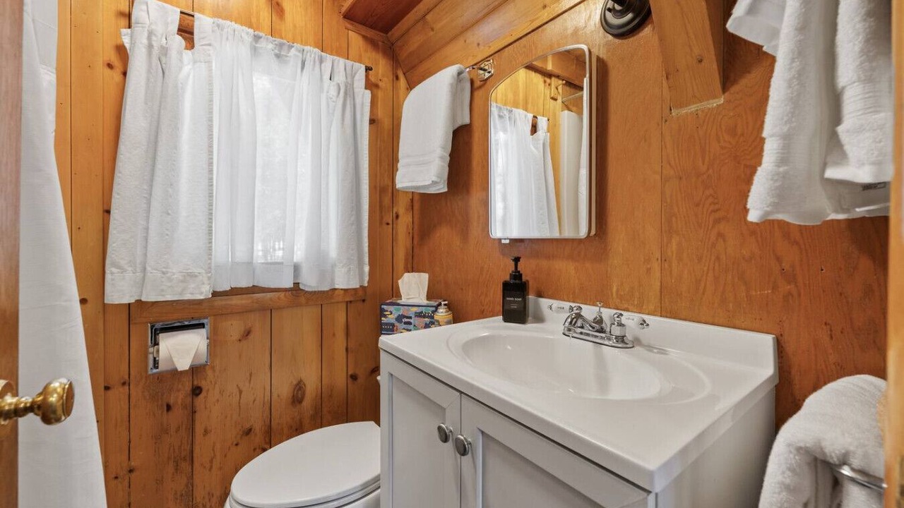 Photo of Bathroom in Last Chance