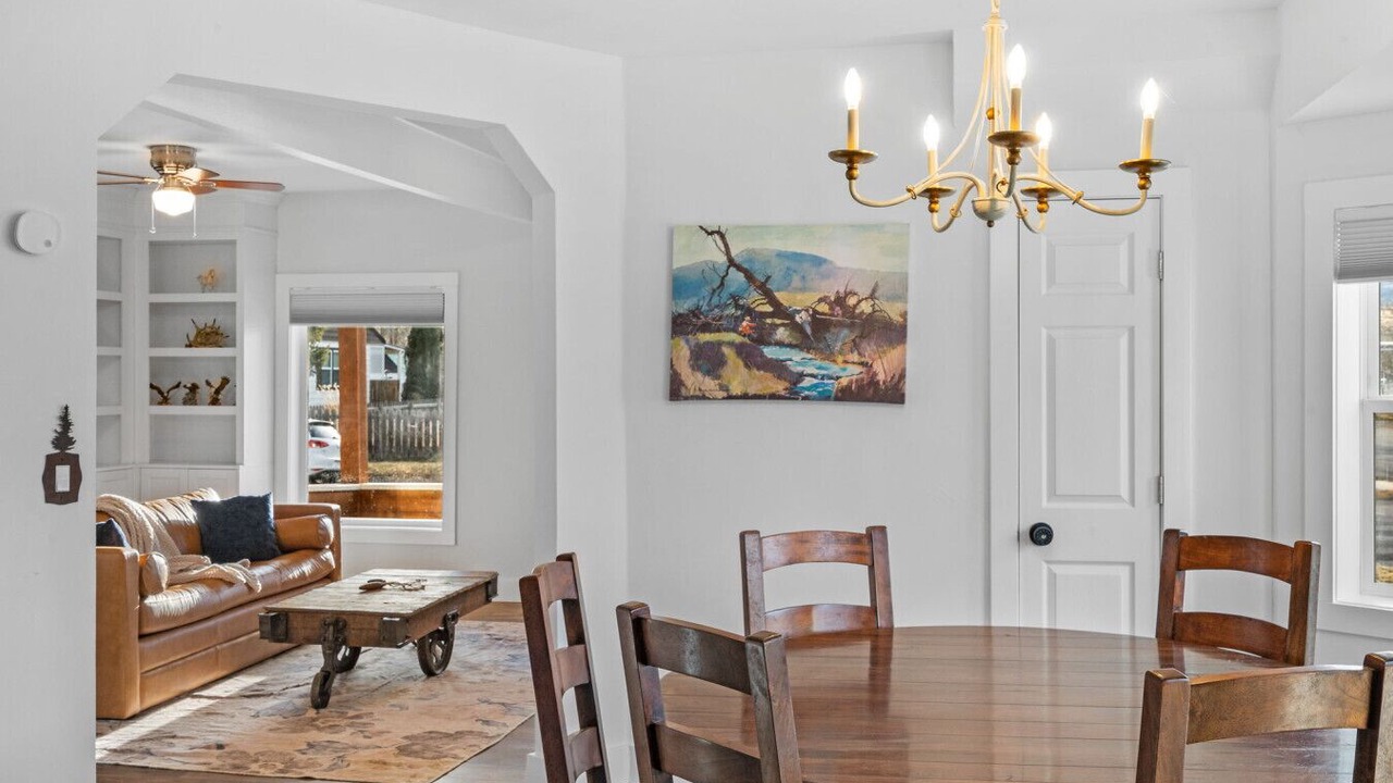 Photo of Others in Sleeping Giant Estates