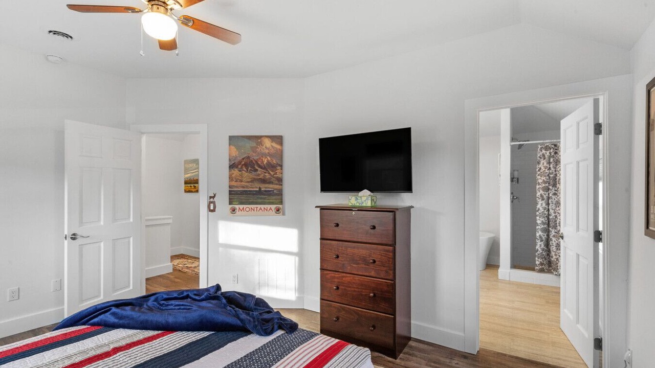 Photo of Others in Sleeping Giant Estates