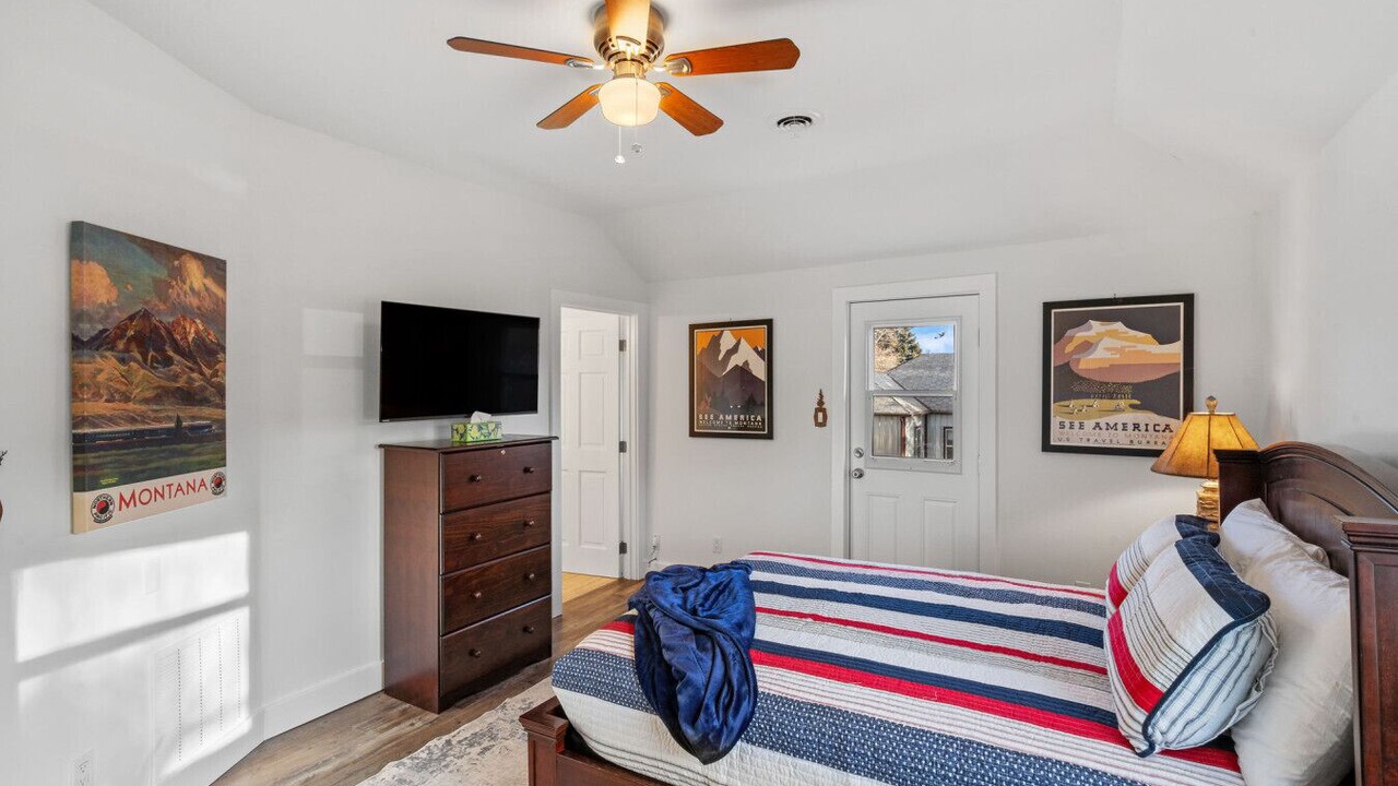 Photo of Others in Sleeping Giant Estates