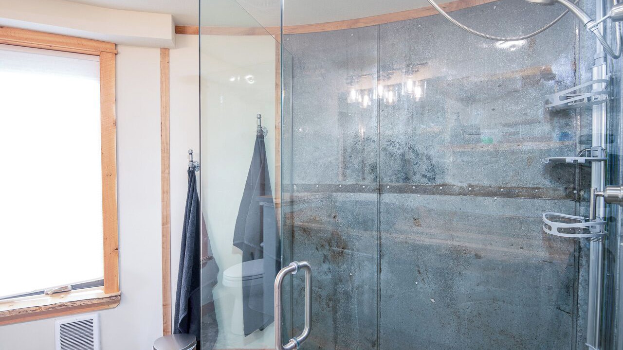 Photo of Bathroom in Broadwater County