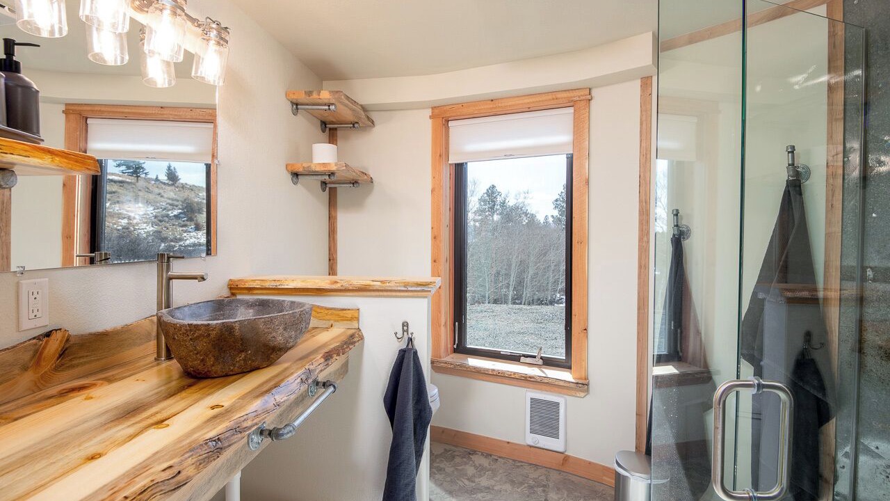 Photo of Bathroom in Broadwater County