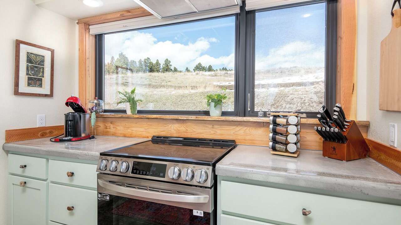 Photo of Kitchen in Broadwater County