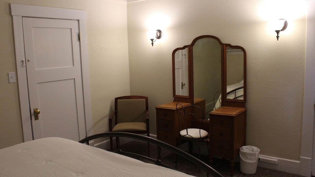 Photo of Bedroom in Weiser