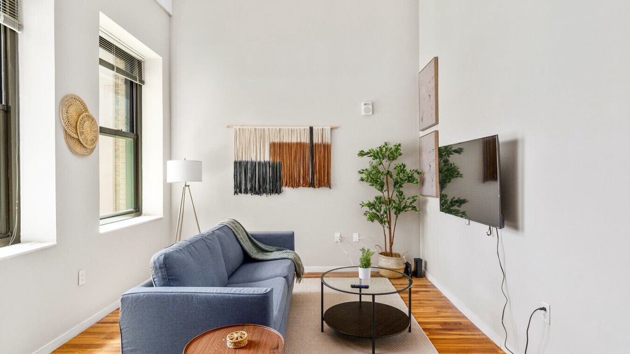 Photo of Livingroom in Downtown Cincinnati