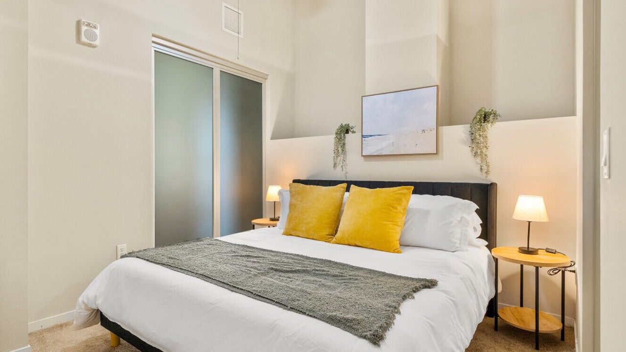 Photo of Bedroom in Downtown Cincinnati