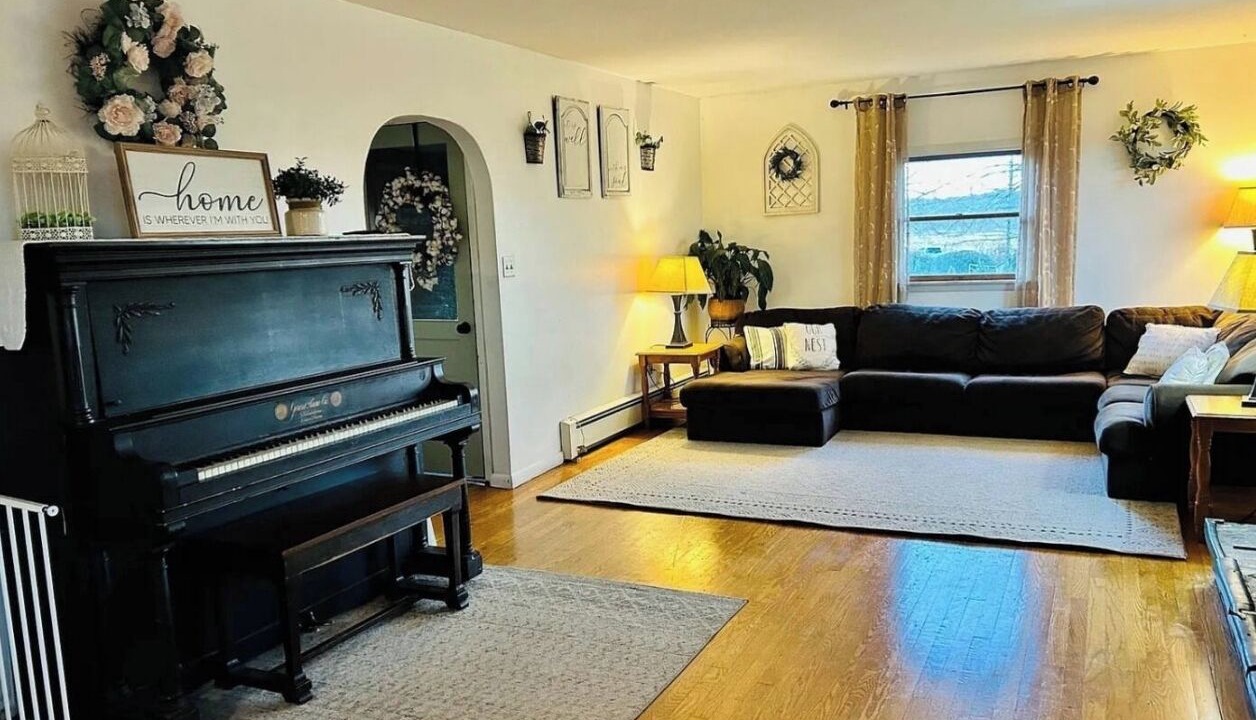 Photo of Livingroom in Ramblewood