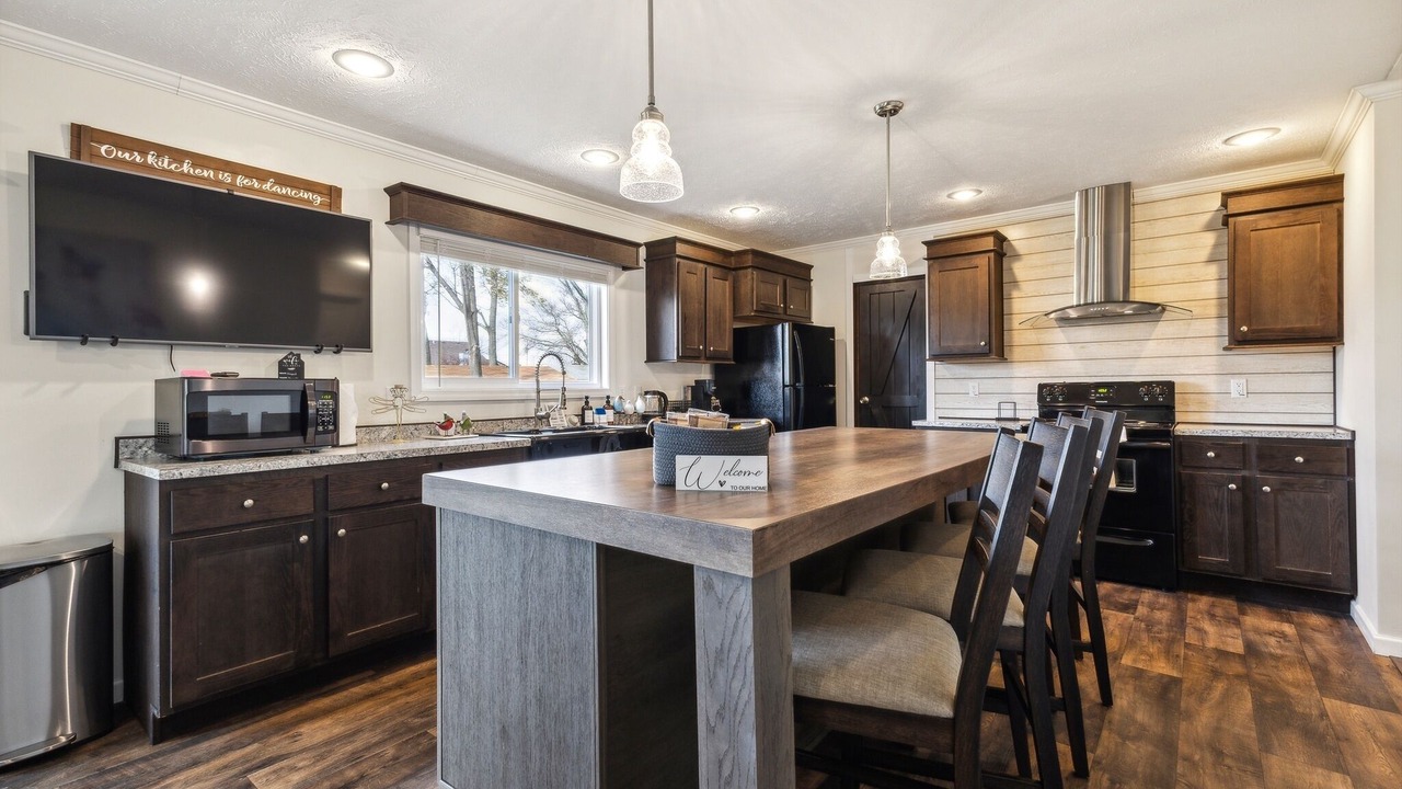 Photo of Kitchen in Port Clinton