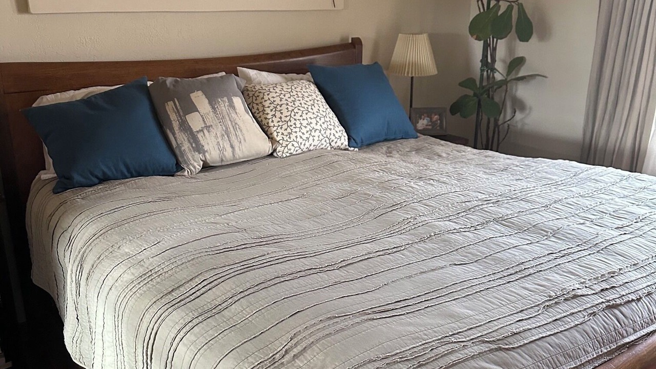 Photo of Bedroom in Pasadena