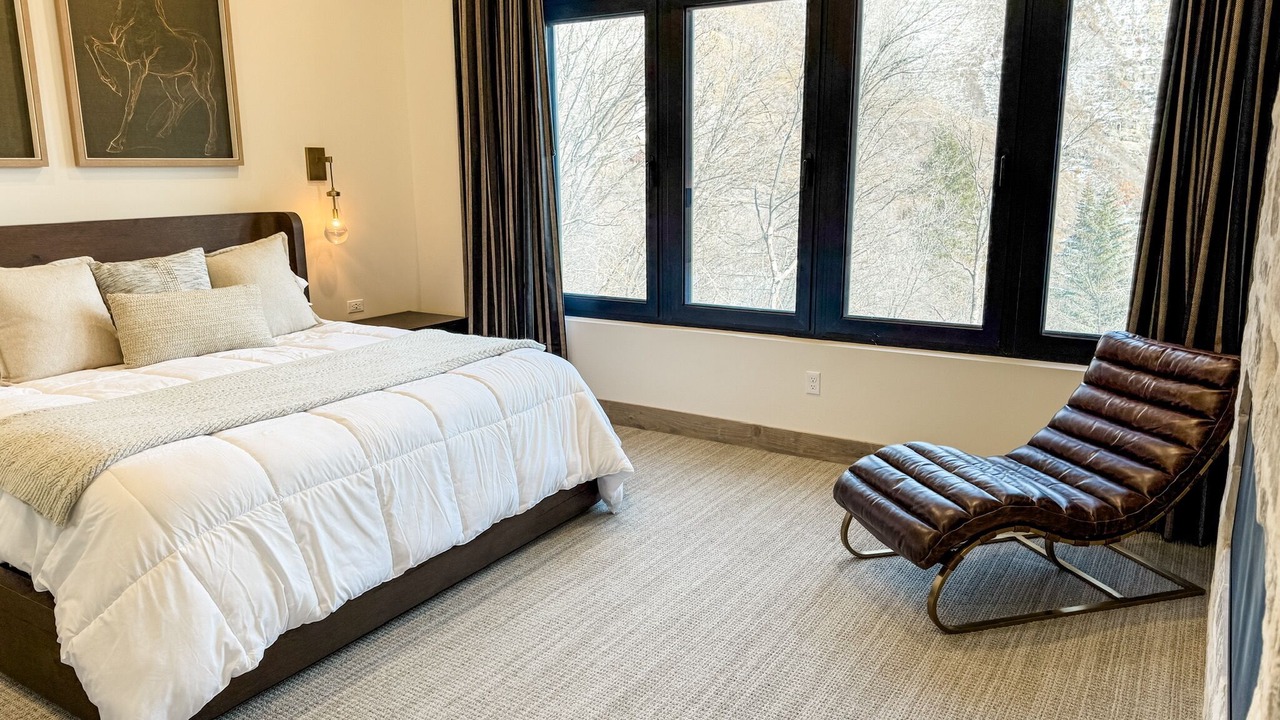 Photo of Bedroom in Sundance