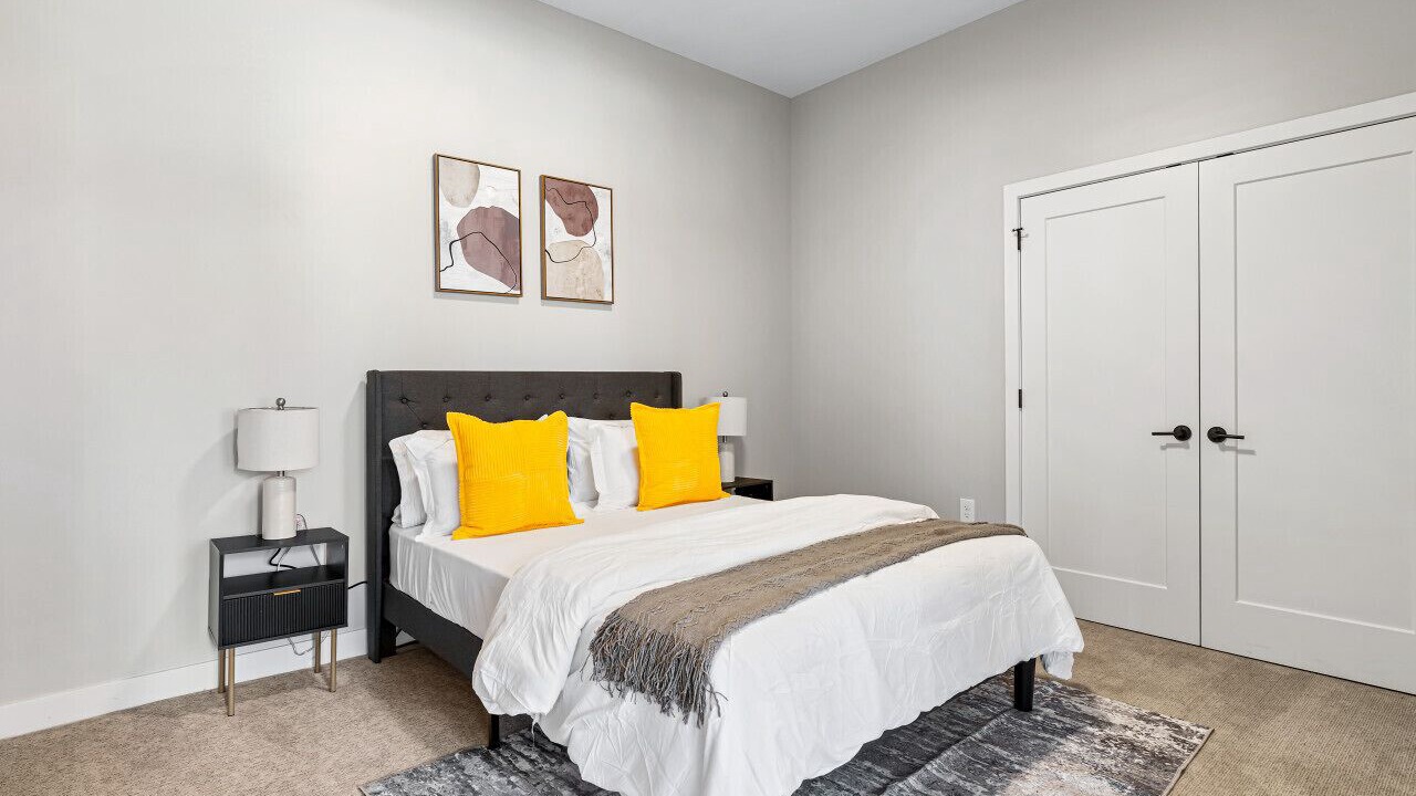 Photo of Bedroom in Downtown Cincinnati