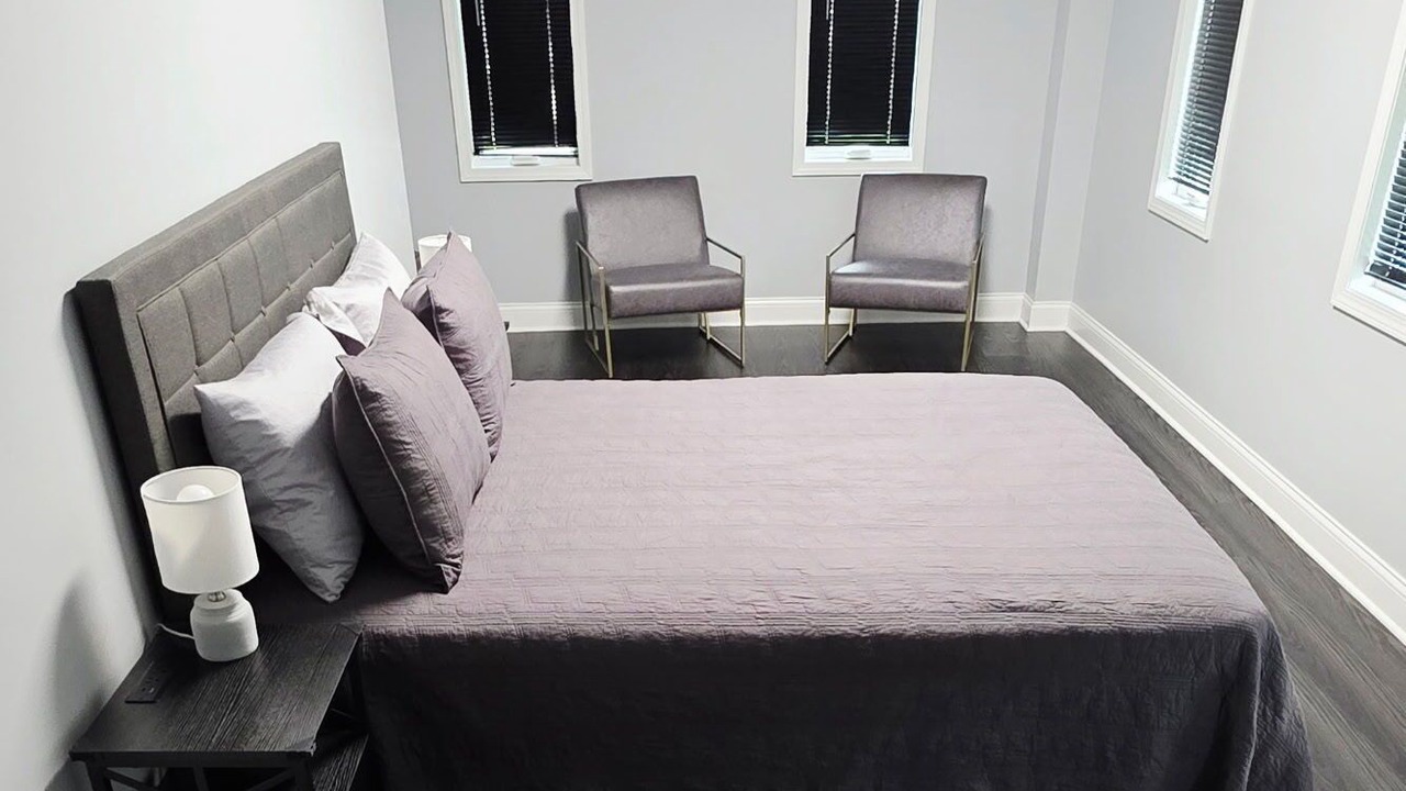 Photo of Bedroom in Evansville