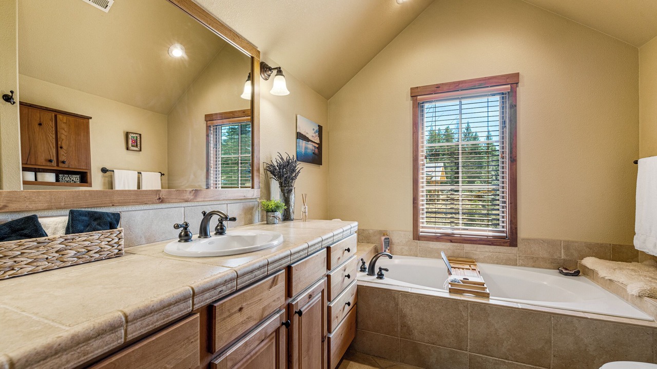 Photo of Bathroom in Tamarack Resort