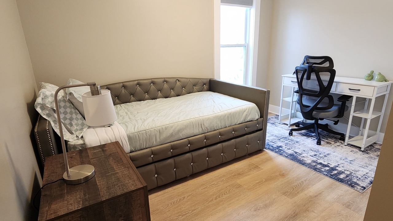 Photo of Bedroom in Lapeer