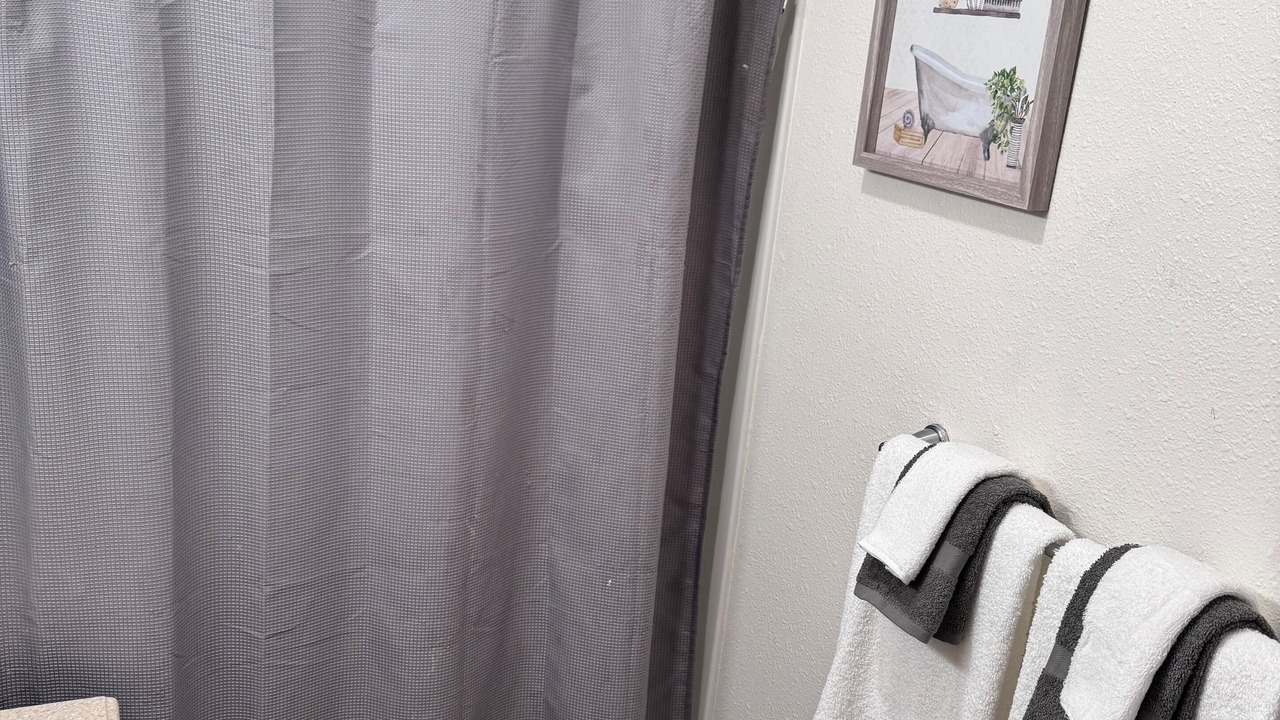 Photo of Bathroom in Central - Terry