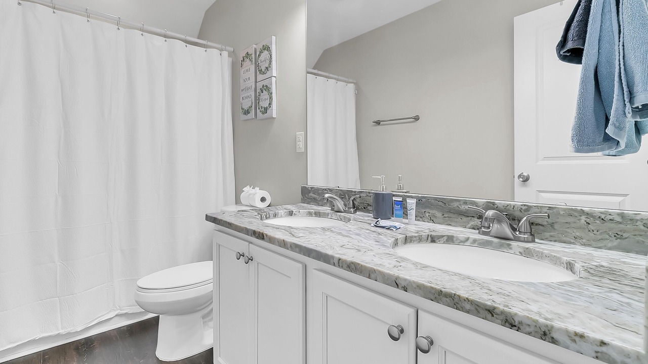 Photo of Bathroom in Lincolnville