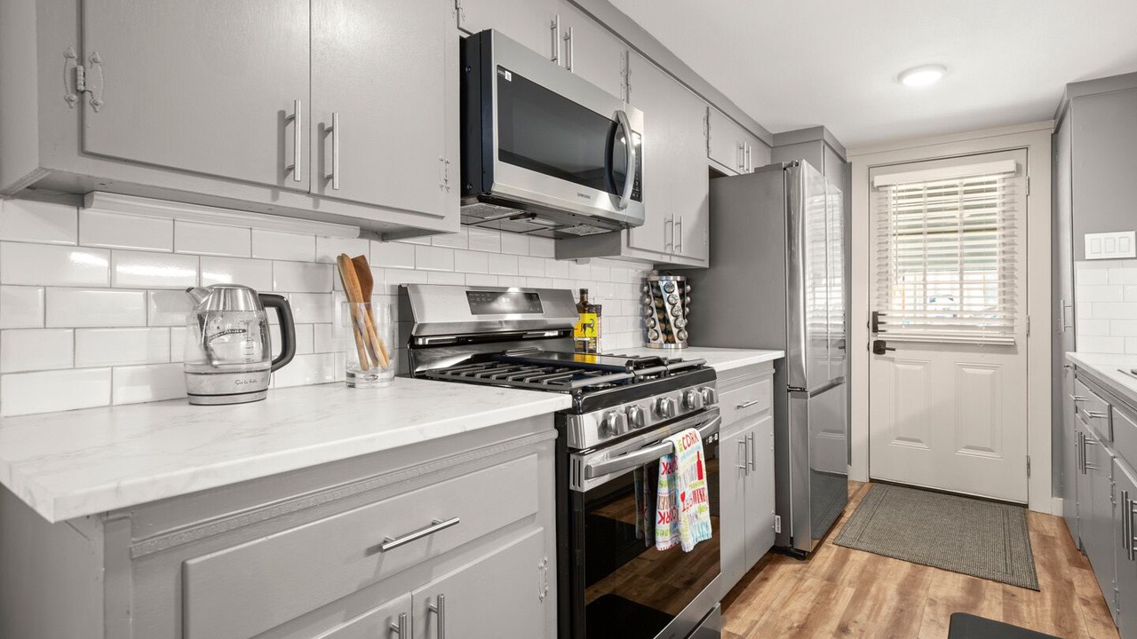 Photo of Kitchen in Lakeland Park