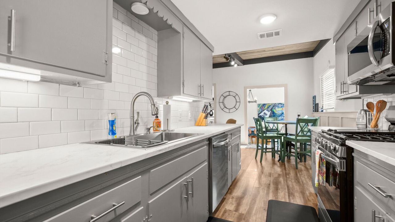 Photo of Kitchen in Lakeland Park