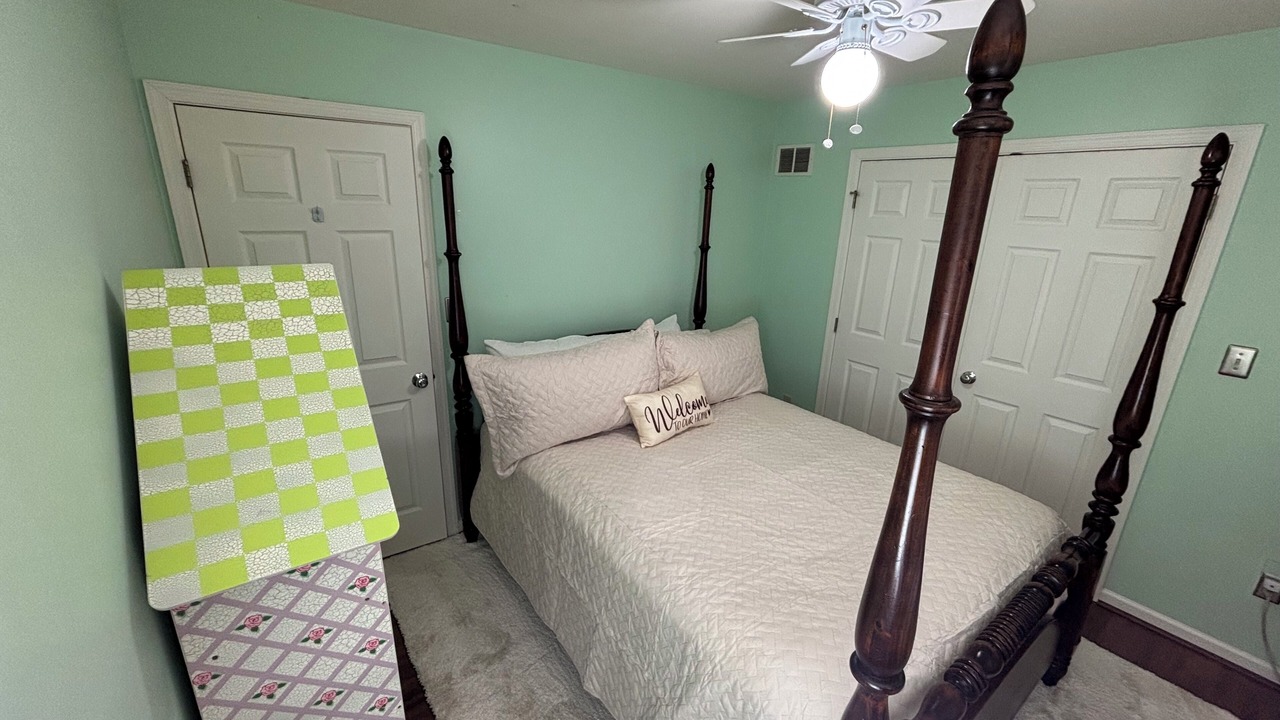 Photo of Bedroom in Narvon