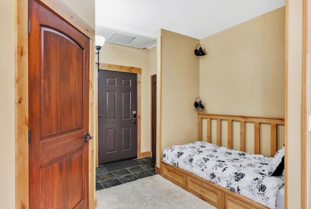 Photo of Bedroom in Kellogg