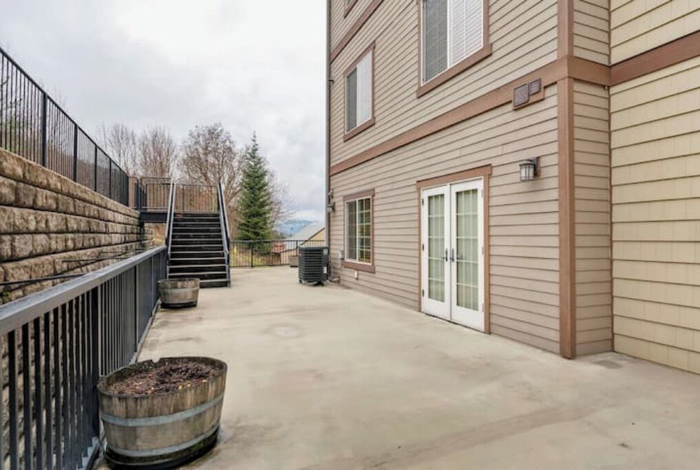 Photo of Outdoor in Kellogg