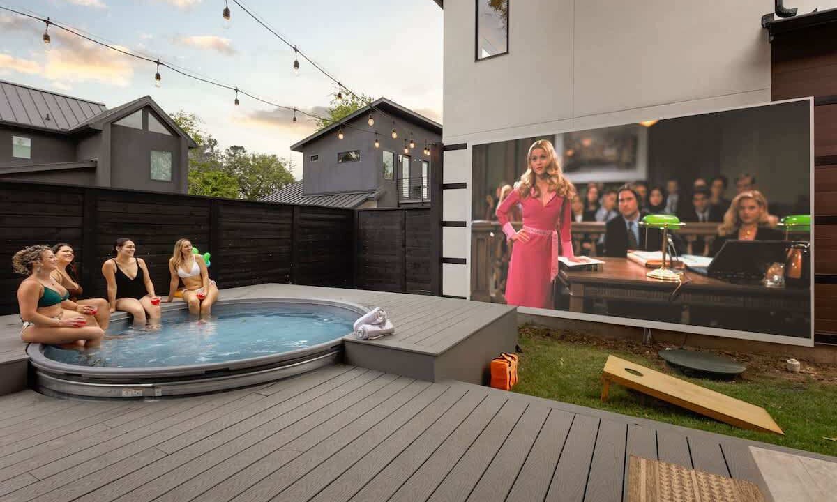 Photo of Outdoor in South Lamar