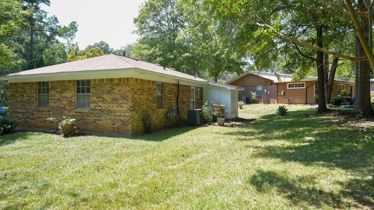 Photo of Outdoor in Louisville