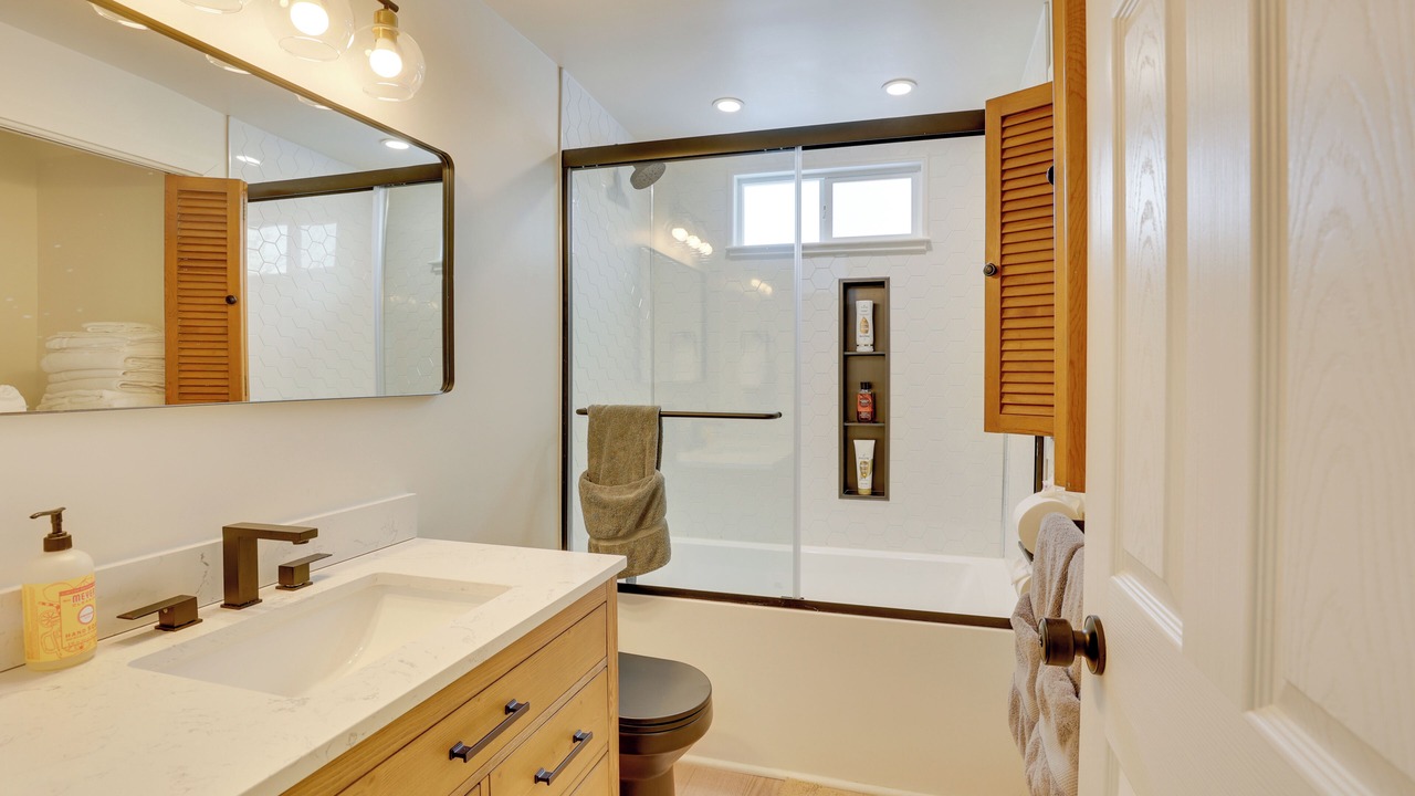 Photo of Bathroom in Youngstown