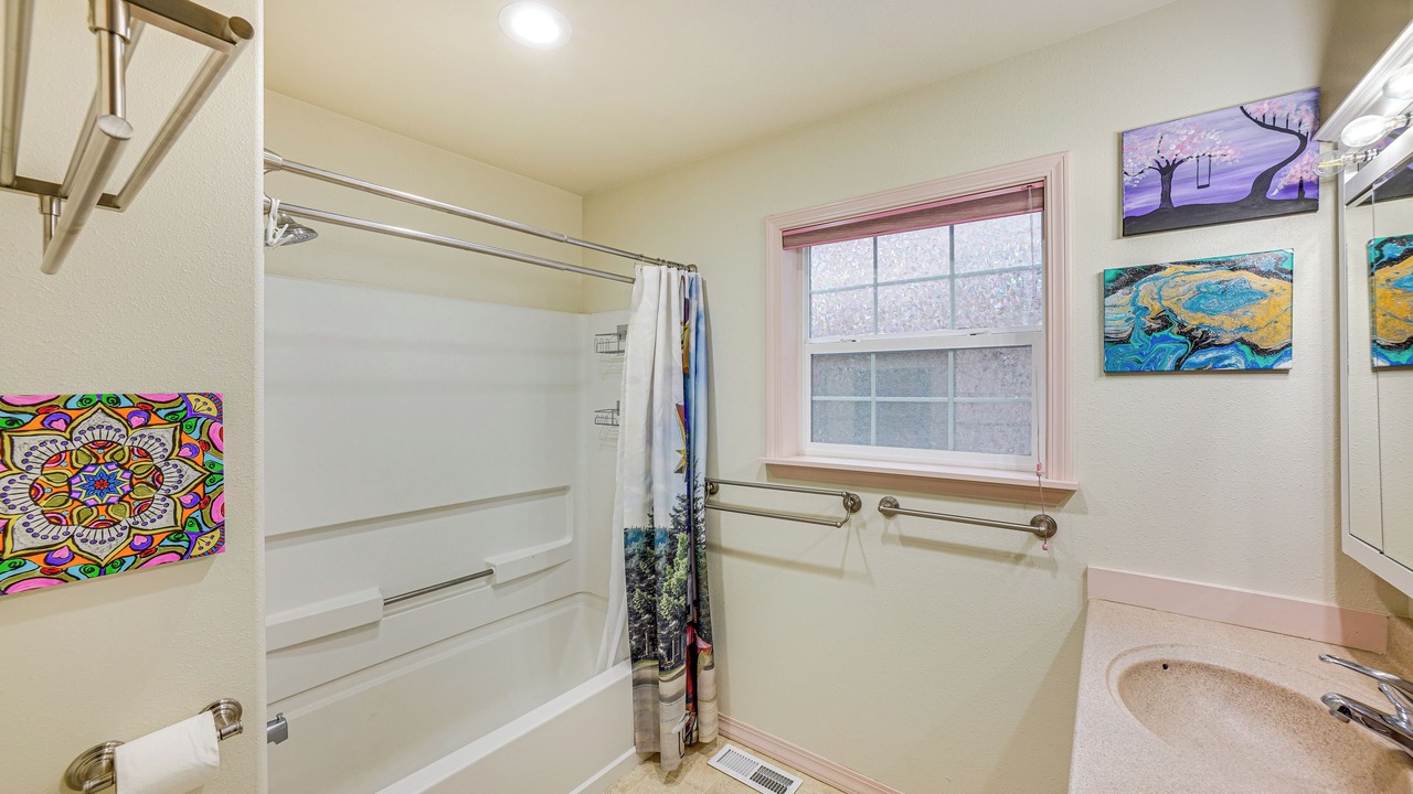 Photo of Bathroom in Wallace