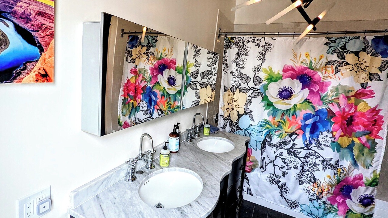 Photo of Bathroom in South Park