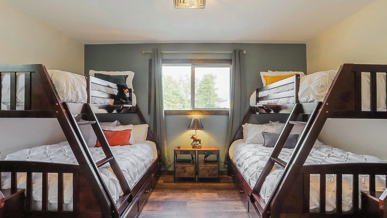 Photo of Bedroom in Livingston